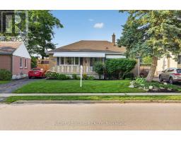 24 TWEEDSMUIR AVENUE - 1