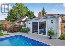 24 TWEEDSMUIR AVENUE - 24