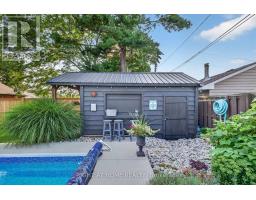 24 TWEEDSMUIR AVENUE - 27