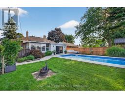 24 TWEEDSMUIR AVENUE - 29