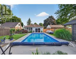 24 TWEEDSMUIR AVENUE - 3