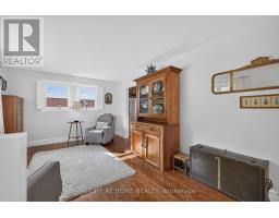 24 TWEEDSMUIR AVENUE - 5