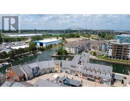 W45 - 1500 VENETIAN BOULEVARD - 4