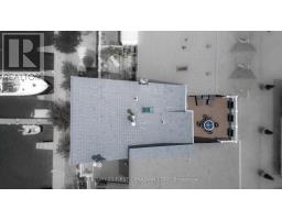 W45 - 1500 VENETIAN BOULEVARD - 42