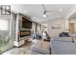 30 - 22790 AMIENS ROAD - 11