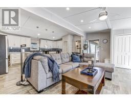 30 - 22790 AMIENS ROAD - 12