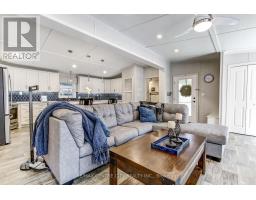 30 - 22790 AMIENS ROAD - 13