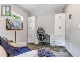 30 - 22790 AMIENS ROAD - 18