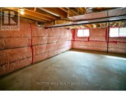 54 ABBOTT STREET - 23