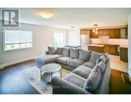 54 ABBOTT STREET - 3