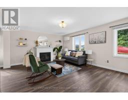 10 BIRCHALL LANE - 12