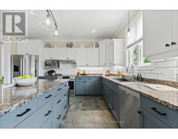 26 EARLSCOURT TERRACE - 11