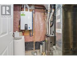 24 - 2615 COLONEL TALBOT ROAD - 41