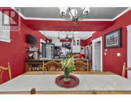 327 WELLINGTON STREET - 12