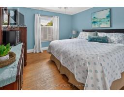 327 WELLINGTON STREET - 24