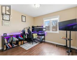 860 KETTLERIDGE STREET - 21