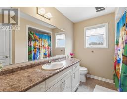 860 KETTLERIDGE STREET - 22