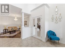 860 KETTLERIDGE STREET - 4