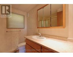 254 HIGHLAND SPRINGS - 26