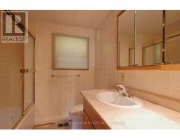254 HIGHLAND SPRINGS - 27