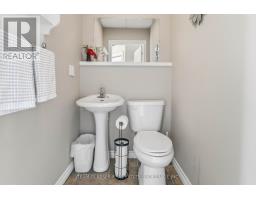 27 DENGATE CRESCENT - 21