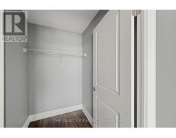 701 - 260 VILLAGEWALK BOULEVARD - 21