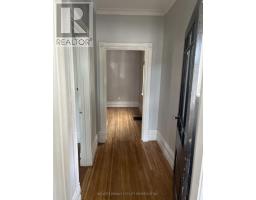 572 OXFORD STREET E - 13