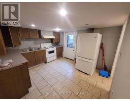 572 OXFORD STREET E - 15