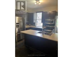 572 OXFORD STREET E - 5