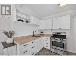 19 GARDEN AVENUE - 12