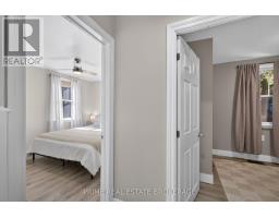 19 GARDEN AVENUE - 15