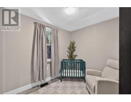 19 GARDEN AVENUE - 17