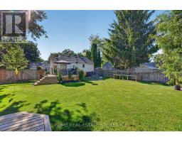 19 GARDEN AVENUE - 34