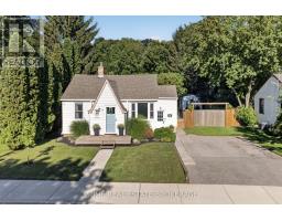 19 GARDEN AVENUE - 40
