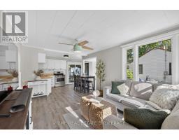 19 GARDEN AVENUE - 8