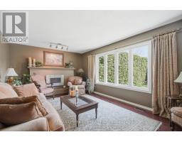 72 ROBINSON LANE - 14