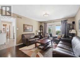 72 ROBINSON LANE - 18