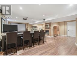 72 ROBINSON LANE - 39