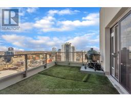 2701/04 - 330 RIDOUT STREET N - 36