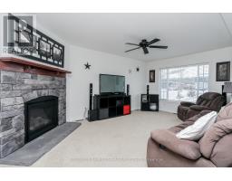 A17 - 4838 SWITZER DRIVE - 14