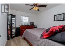 A17 - 4838 SWITZER DRIVE - 18