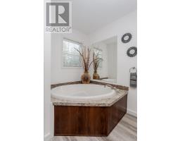 A17 - 4838 SWITZER DRIVE - 25