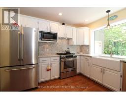 10441 PINETREE DRIVE - 16