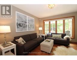 10441 PINETREE DRIVE - 18