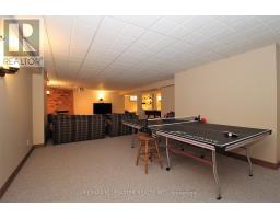 10441 PINETREE DRIVE - 32