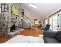 10441 PINETREE DRIVE - 9