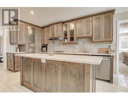 2025 ASHGROVE COURT - 24