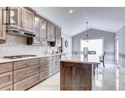 2025 ASHGROVE COURT - 27
