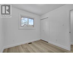 30 BASELINE ROAD E - 16