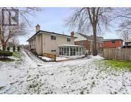 30 BASELINE ROAD E - 42
